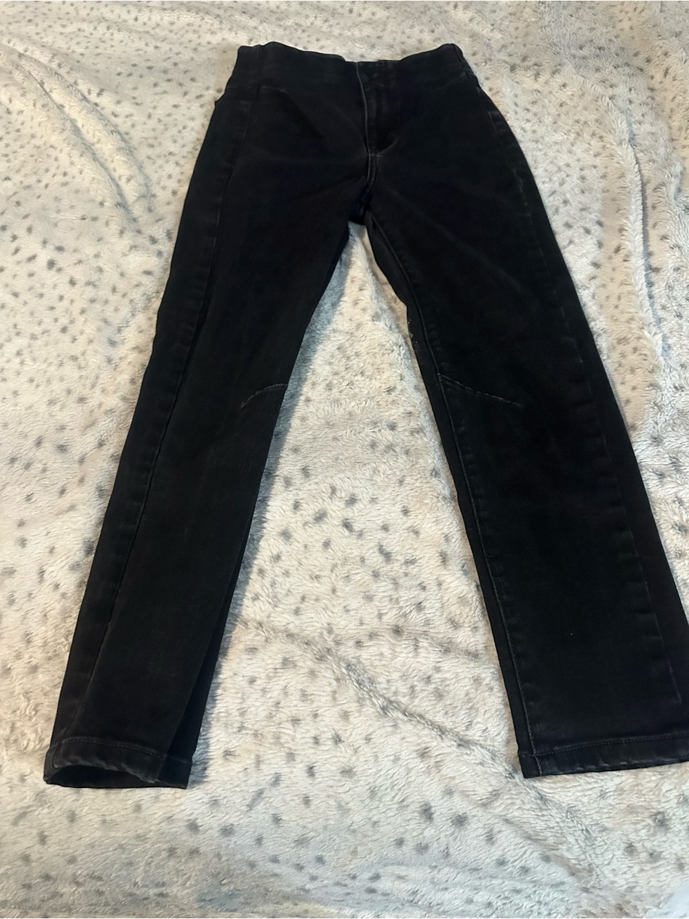 Free People Black Skinny Jeans — Sleek Stretch Fit
